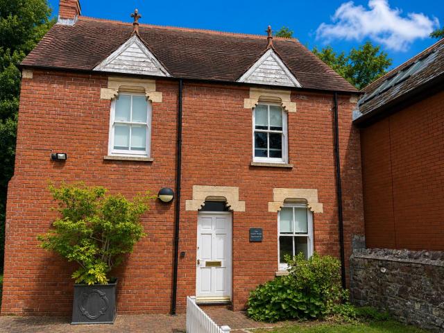 house for rent in Cathedral Road, Cardiff, CF11 9LL