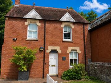 house for rent in Cathedral Road, Cardiff, CF11 9LL
