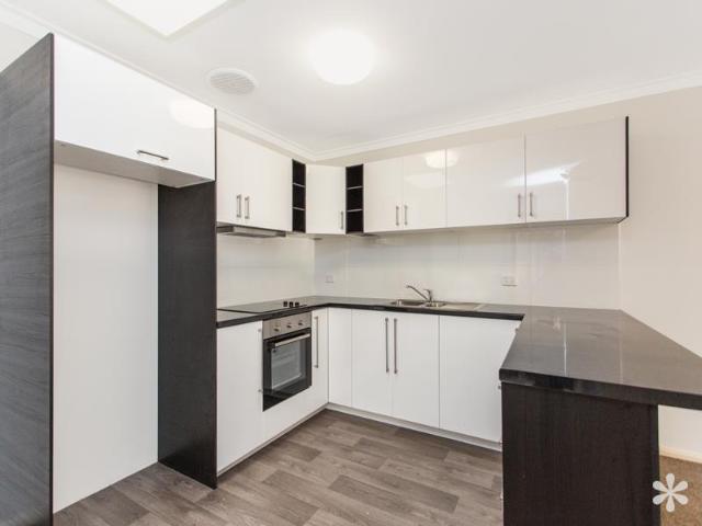 House for Rent in Como