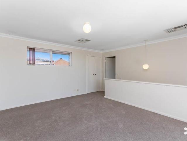 House for Rent in Como