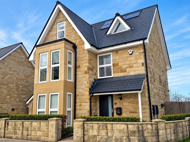 house for rent in Connaught Court, Harrogate, Harrogate