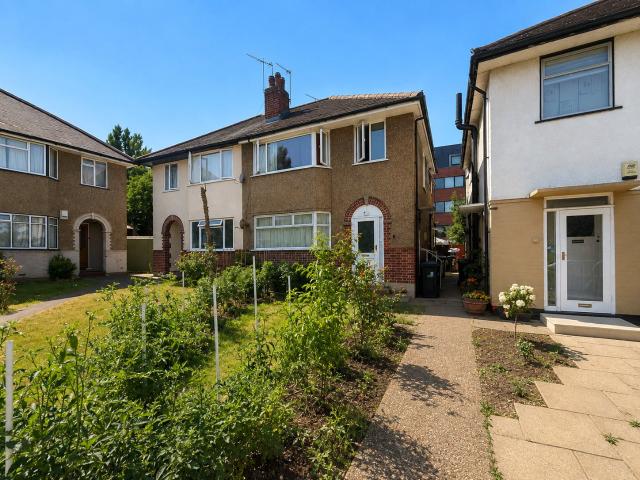 house for rent in Connell Crescent, Ealing, London