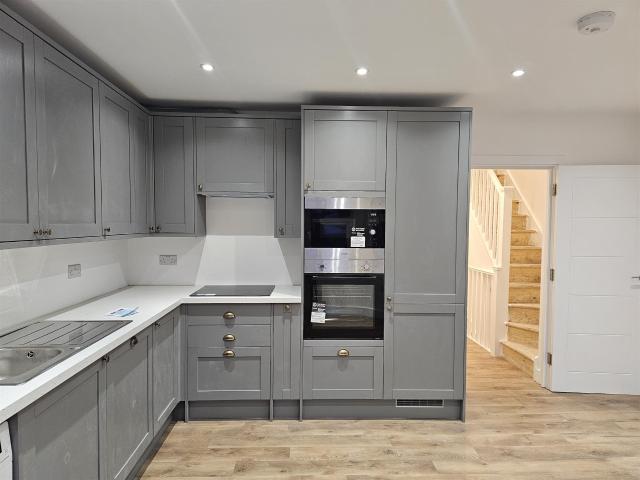 house for rent in Colindale Avenue, Colindale