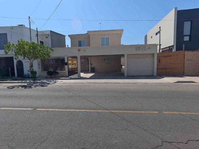 House for rent in Colonia Nueva Mexicali, B.C. !