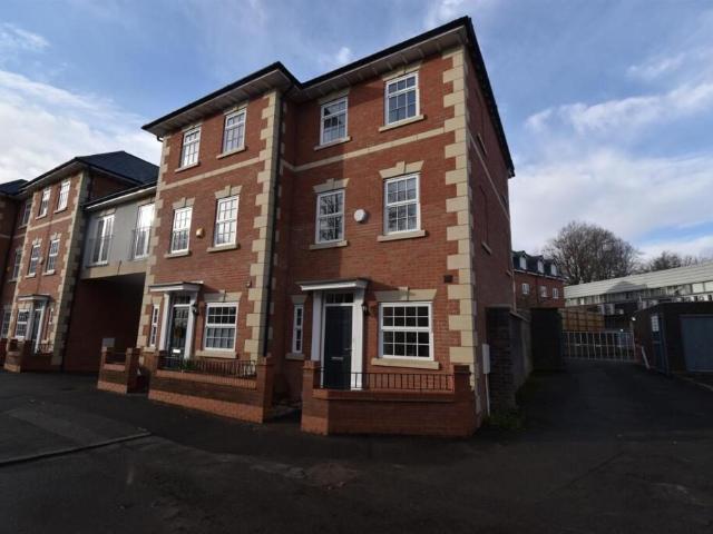house for rent in Coventry Road, CV34 4LJ