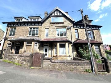house for rent in Cowrakes Road, HD3 3LA