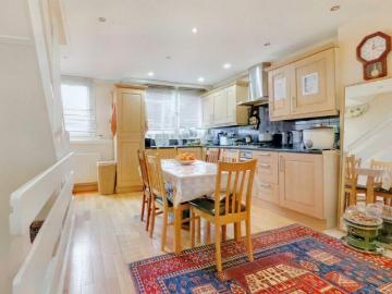 house for rent in Clement Close, London, London