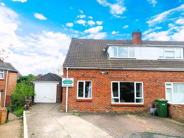 house for rent in clifton gardens, so18
