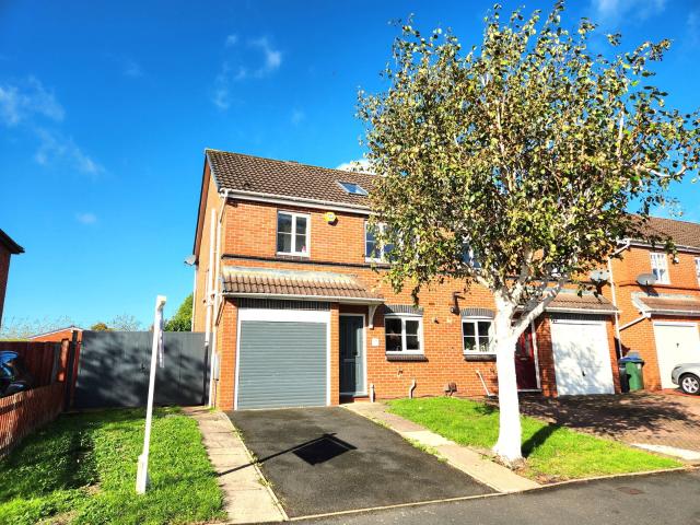 house for rent in Clifton Street, Cradley Heath, B64 6QH