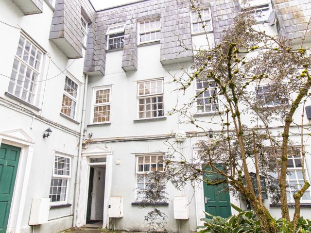 house for rent in Crown Court, Duke Street, Cardiff City Centre