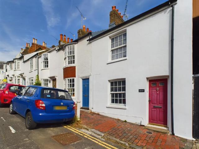 house for rent in Crown Street, Brighton