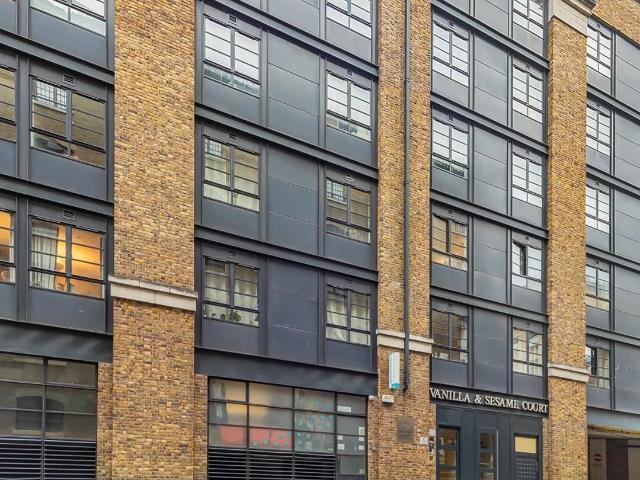 house for rent in Curlew Street, London, SE1 2NN
