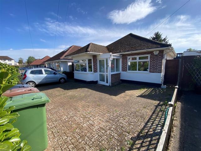 house for rent in Daleside Drive, Potters Bar, Herts