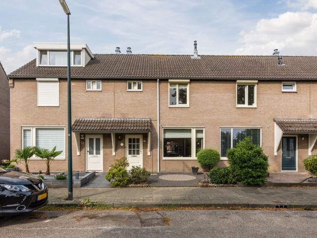 house for rent in Dennelaar 74 5467JN Meierijstad Laarbunders Veghel