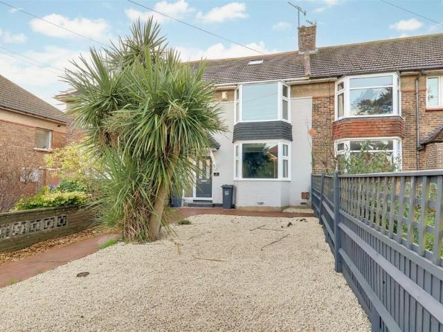 house for rent in Dominion Road, BN14 8LD