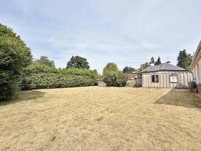 house for rent in Edmondsham Road, Verwood, Dorset, BH31