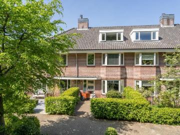Olland, Meierijstad, Noord-Brabant - IUitgeruste keuken