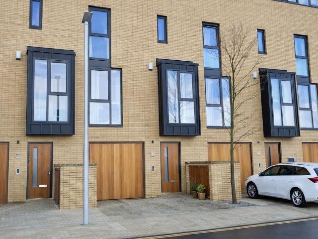 house for rent in Empire Way, Cardiff, Cardiff