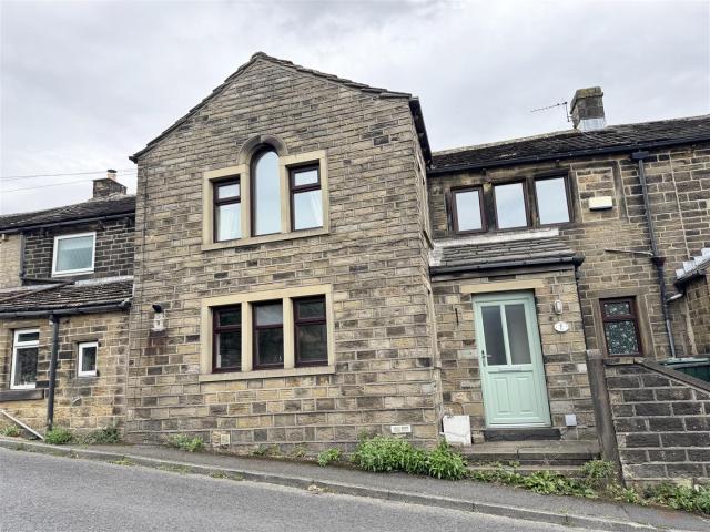 house for rent in Far Bank, Shelley, Huddersfield, HD8 8HT