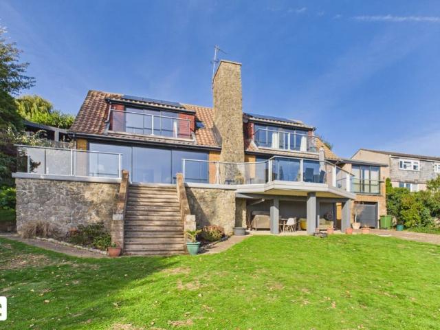 house for rent in Garden Lodge, Castle Bay, Sandgate