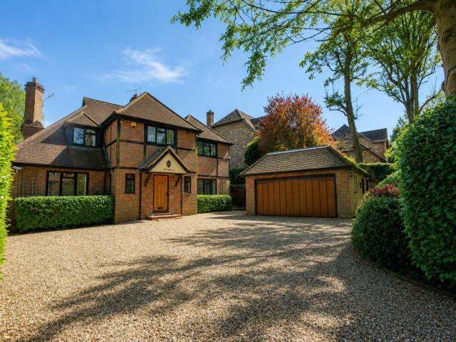 house for rent in Gerrards Cross SL9 8HE South Park