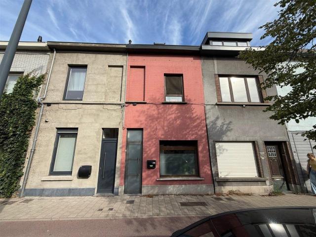 House for Rent in Ghent – Near UZ Ghent with Garden