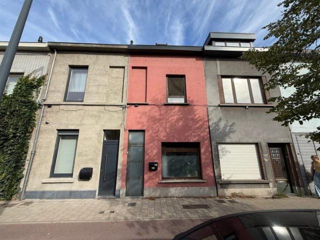 House for Rent in Ghent – Near UZ Ghent with Garden