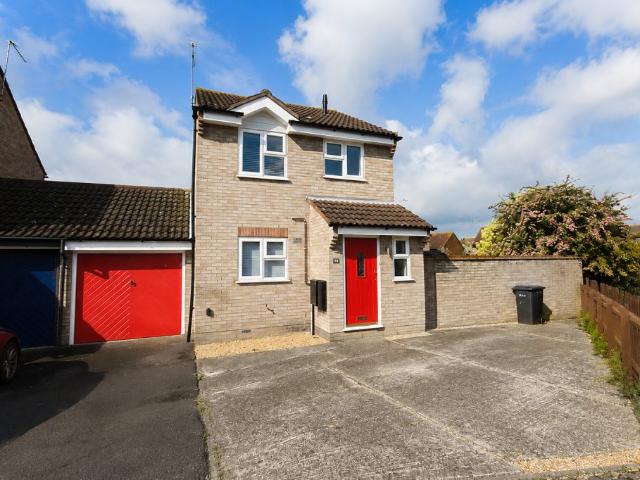 house for rent in Golding Thoroughfare, CM2 6TU