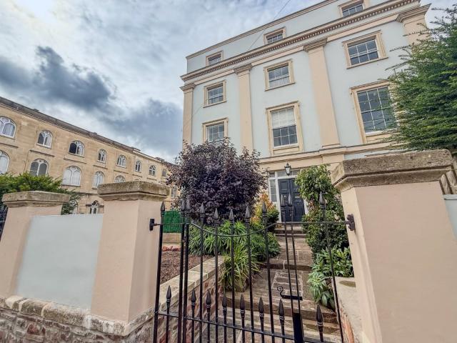 house for rent in Gordon Road, Clifton, Bristol, Somerset