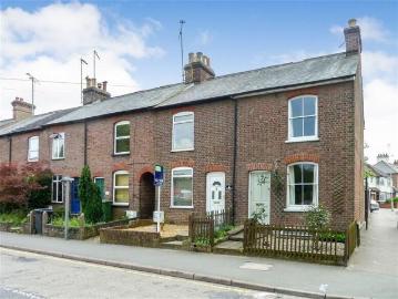 house for rent in Grove Road, AL5 1EN