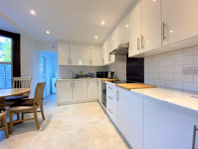 house for rent in Graveney Road, London, London