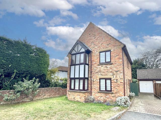 house for rent in Greenways, Abbots Langley, Hertfordshire, WD5