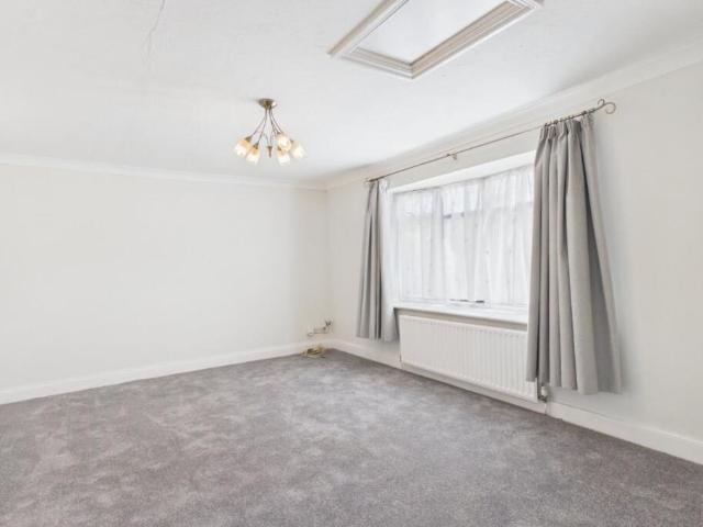 house for rent in Guildford Road, GU12 6DF