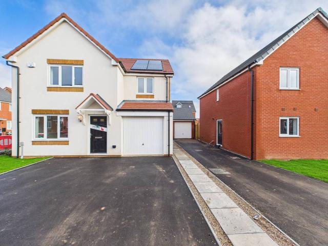 house for rent in Hall Farm Avenue, Coventry, CV6