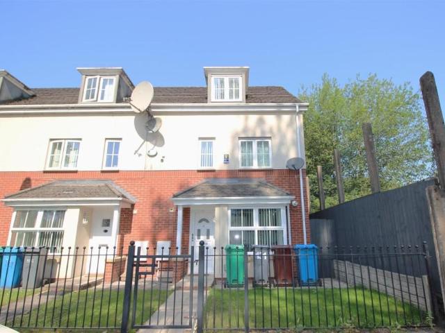 house for rent in Hazelbottom Road, M8 0GQ