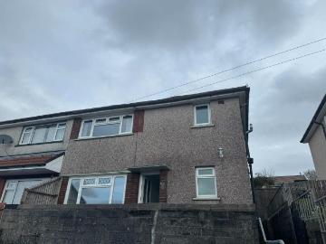 house for rent in Heol Islwyn, CF39 8NR