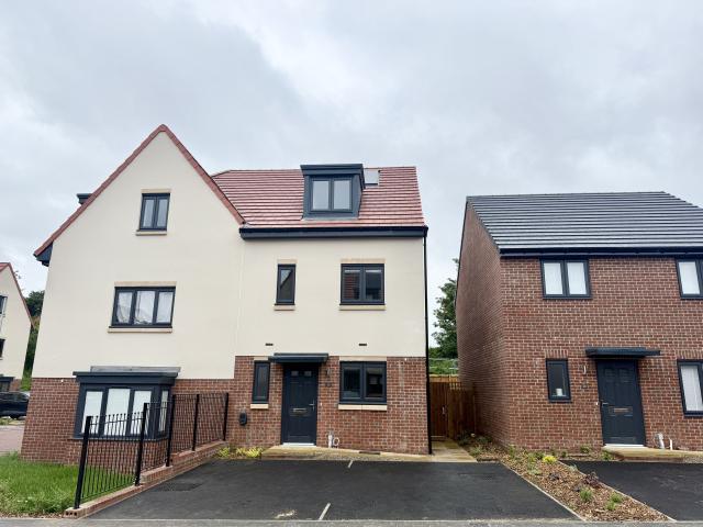 house for rent in Heather Close, Leeds, Seacroft, Leeds, Seacroft