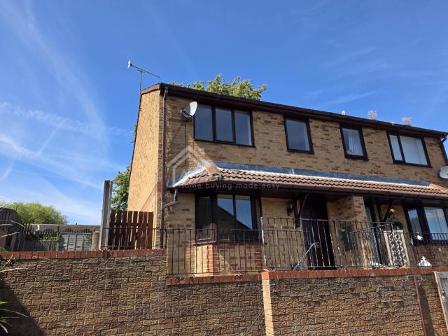 house for rent in Heaton Grange, Batley