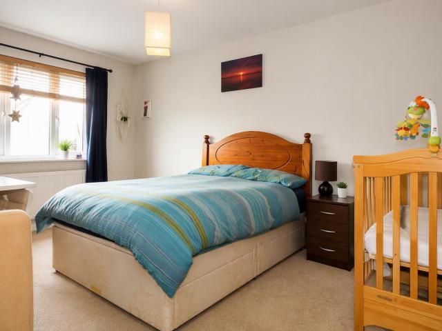 house for rent in Hilldale Road, Sutton, Sutton