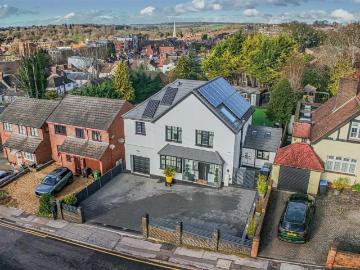 house for rent in Hillfield Road, HP2 4AB