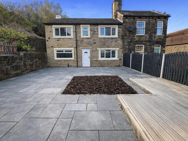 house for rent in Holly Hall Lane, Wyke, Bradford