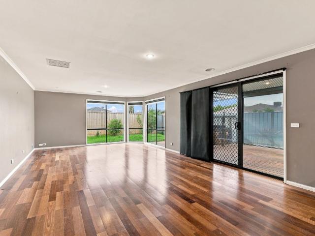 HOUSE FOR RENT IN HOPPERS CROSSING