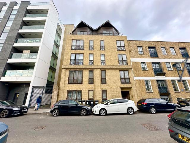 house for rent in King Court, Limehouse,, E14 7UY