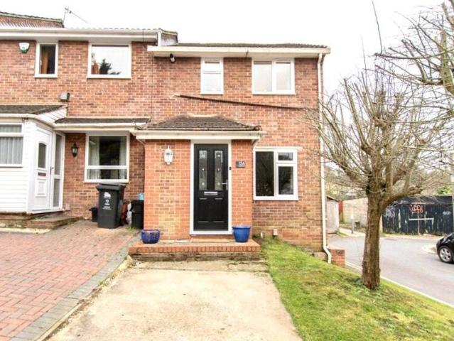 house for rent in Kingshill Road, SN1 4LQ