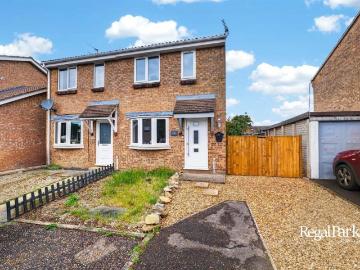 house for rent in Kinnears Walk, PE2 5FF
