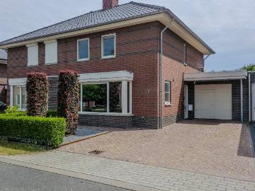house for rent in Koppelweide 7 6049LR Roermond Oolder Veste Herten