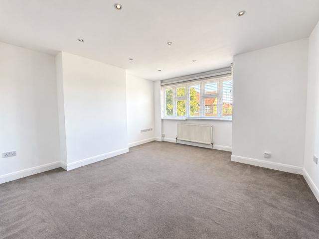 house for rent in Lancaster Gardens, Kingston Upon Thames