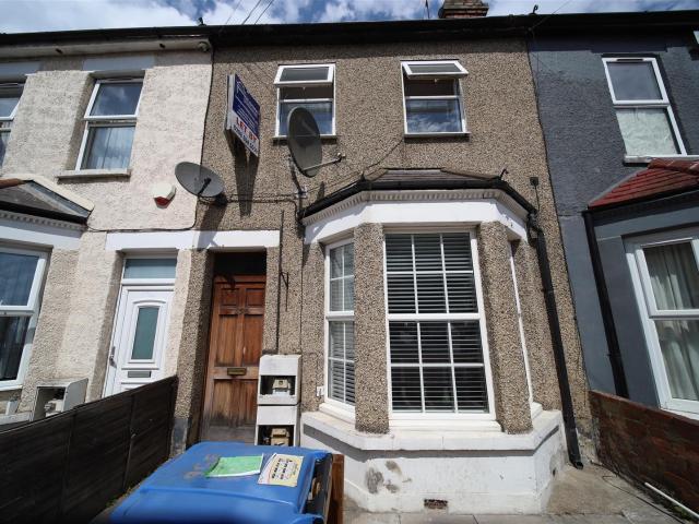 house for rent in Lincoln Road, Enfield