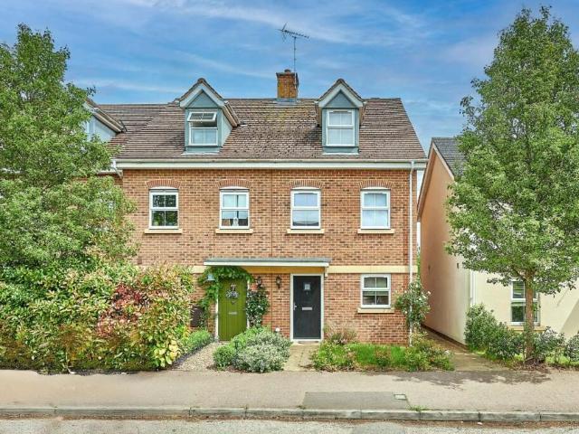 house for rent in London Road, AL6 9HX