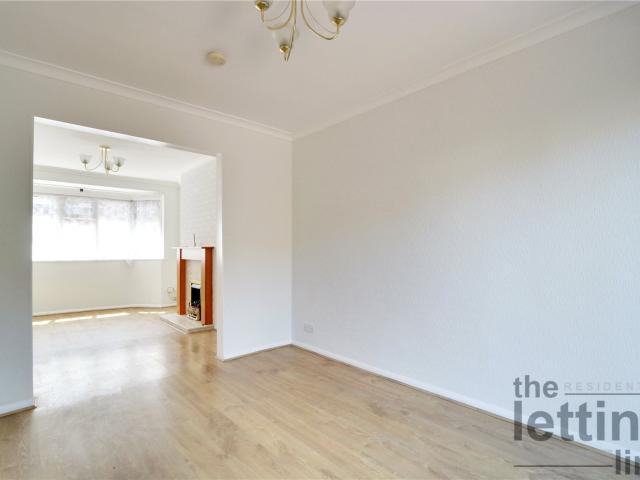 House for rent in Manor Road, Enfield, Middlesex, EN2 0AR